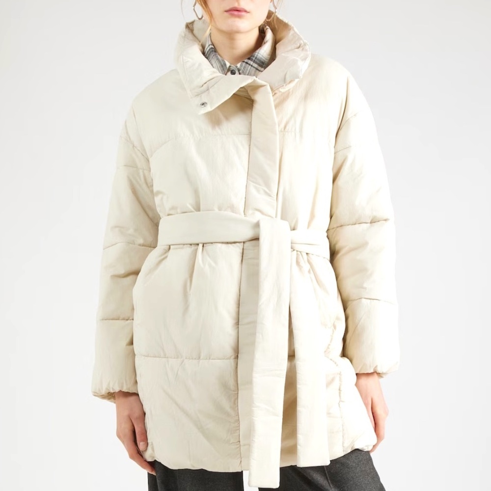 GAP Duvet Wrap Puffer Coat- Color Ivory-Oversized